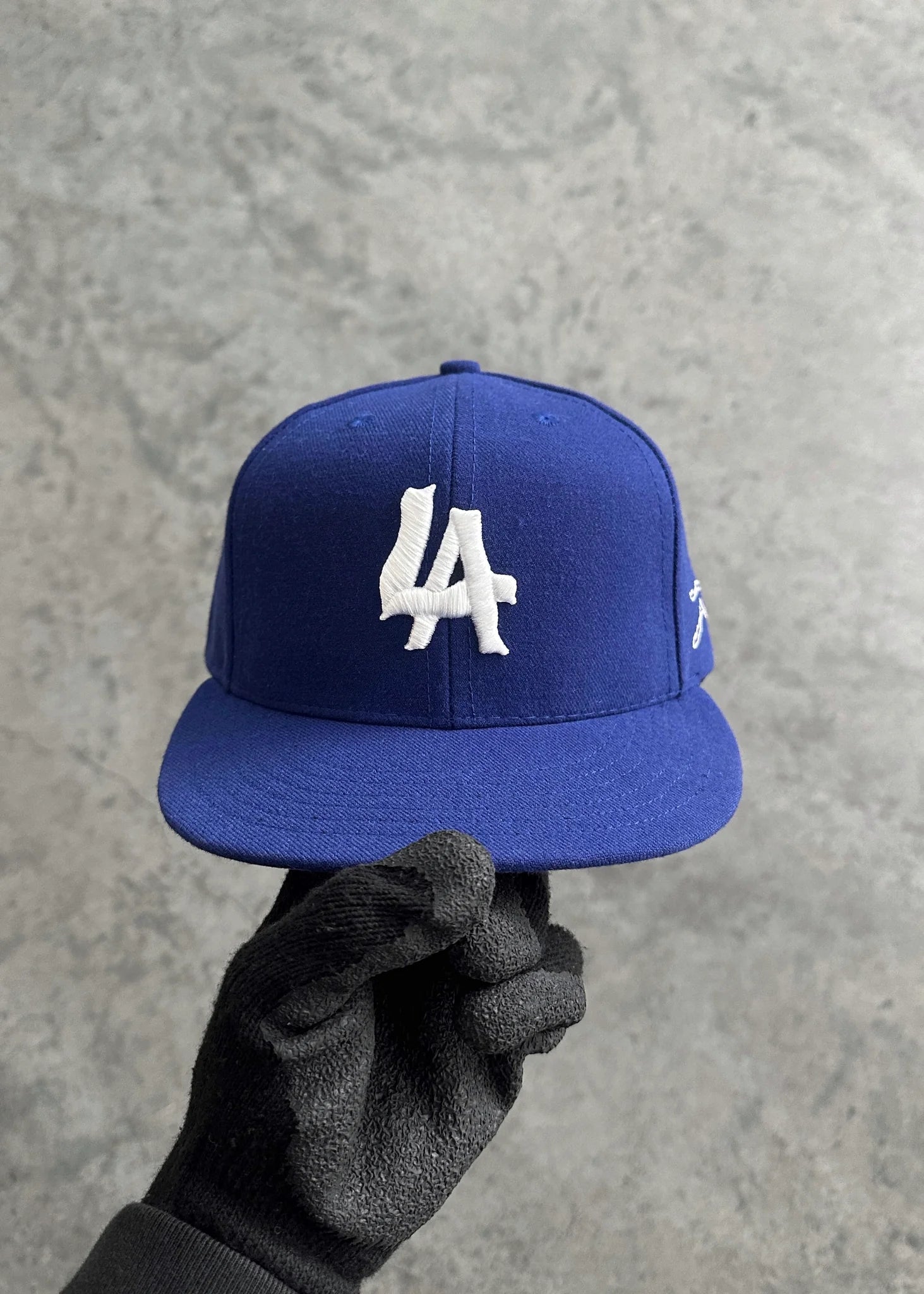 "I AM FREE” SNAPBACK - BLUE